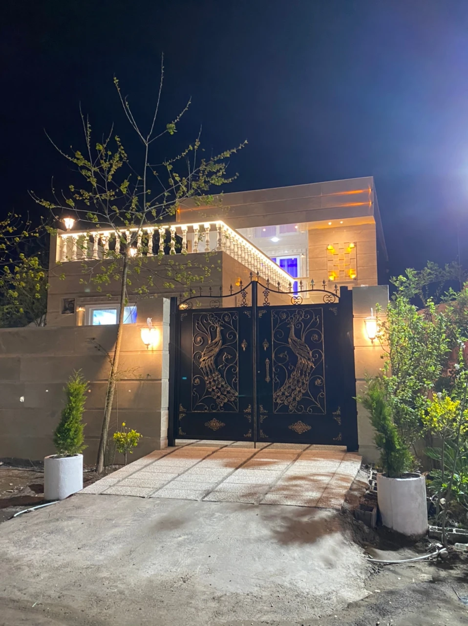 ویلا استخردار باغ سبز بندر انزلی