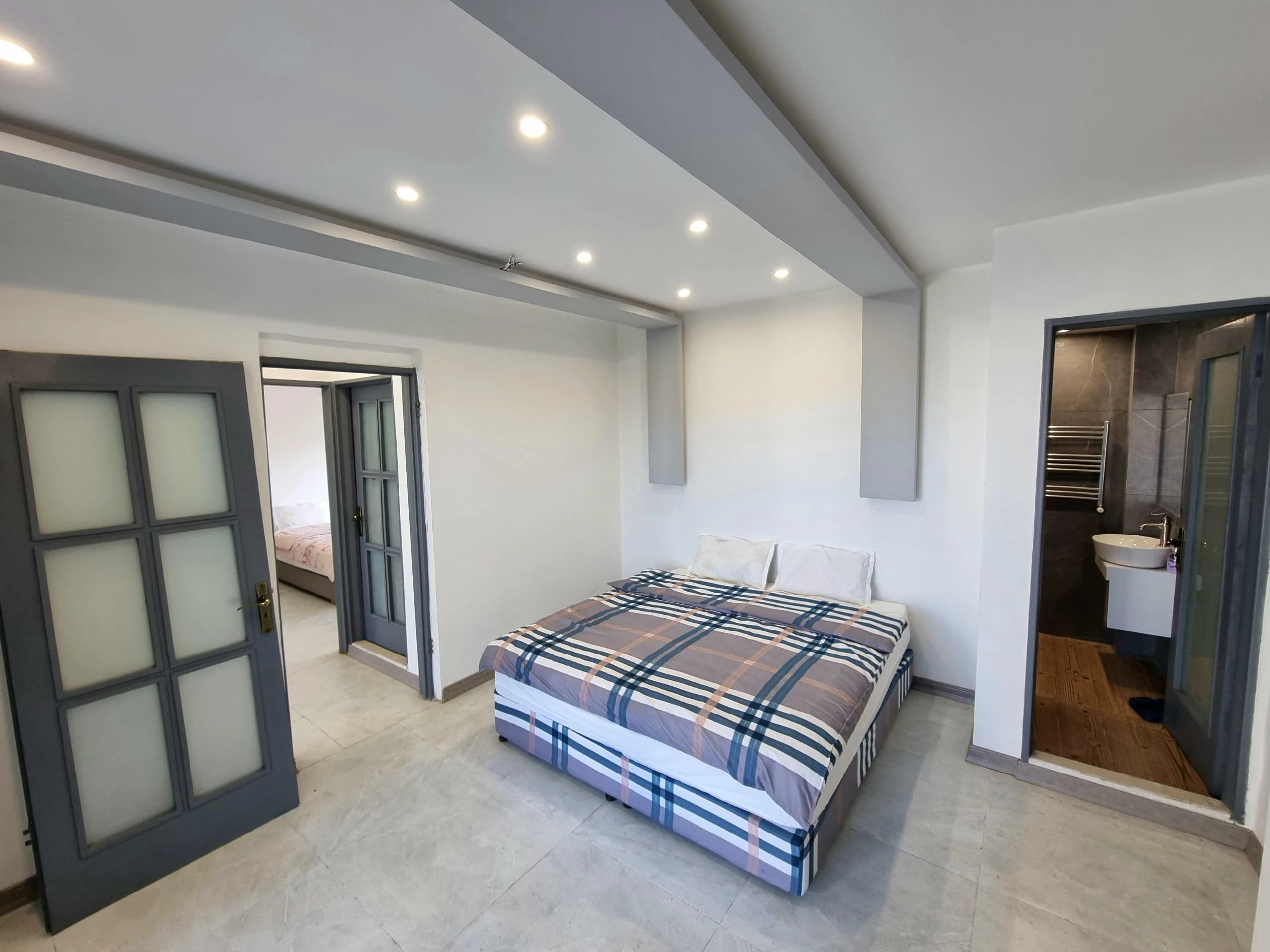 ویلای سه خواب استخردار بوستان نمک آبرود