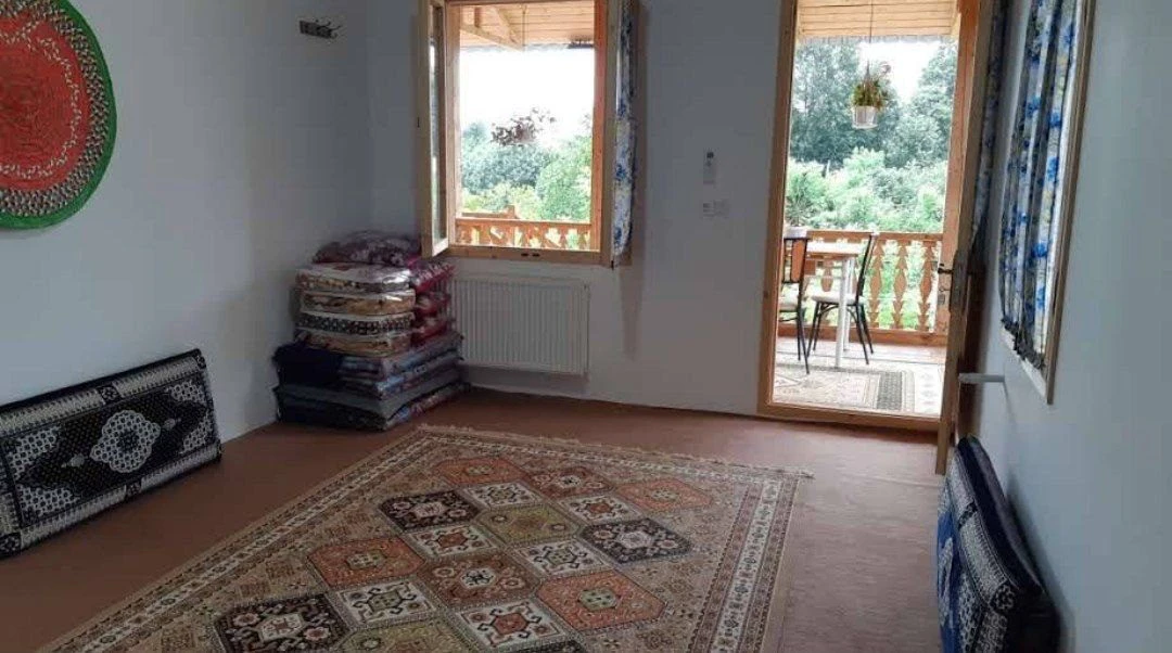 اقامتگاه عمارت گلسرا لاهیجان