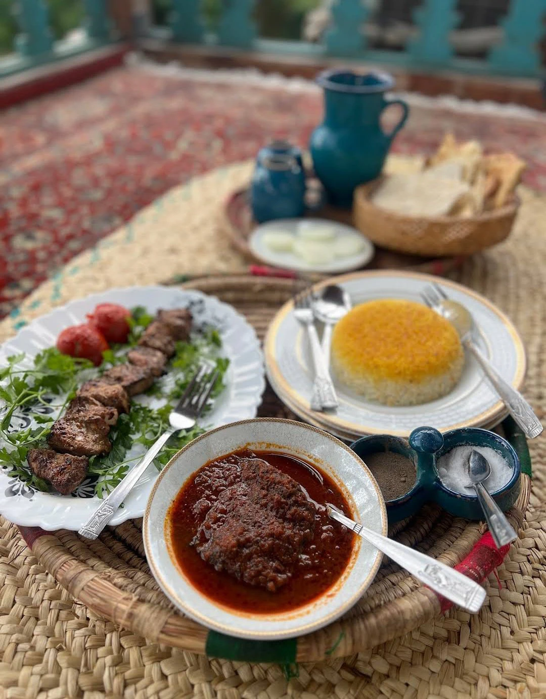 اقامتگاه تی تی ناز سراوان رشت