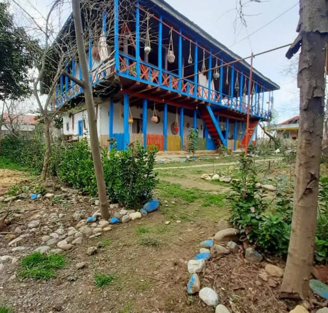 اقامتگاه بومگردی گردو