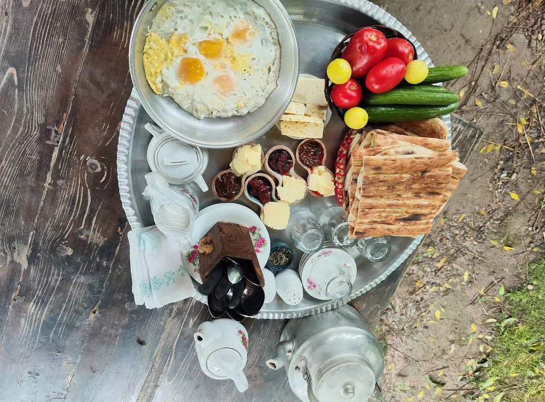 اقامتگاه ملک سراوان رشت