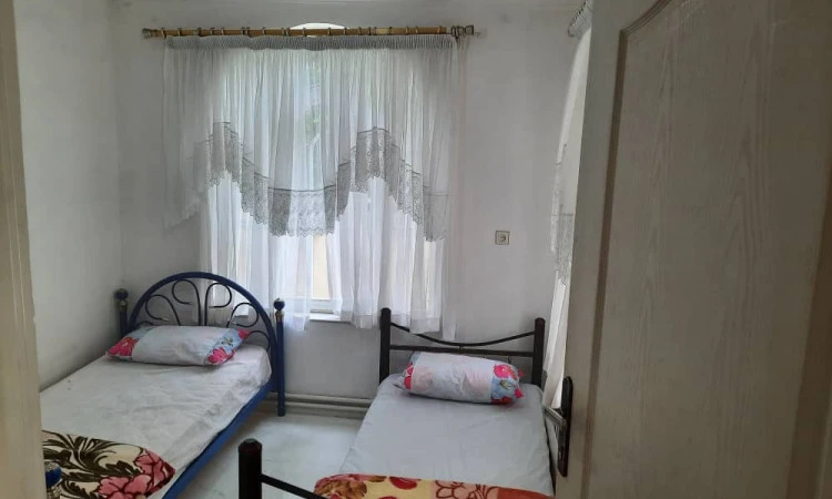 اجاره سوئیت حیاط دار کلاردشت