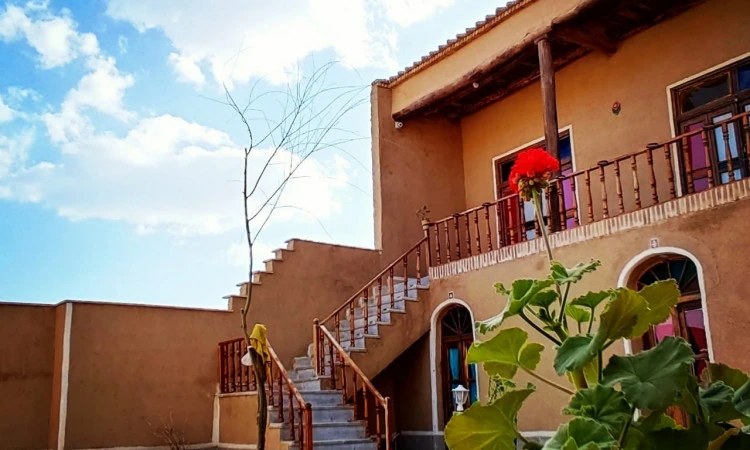 نگهدار (اتاق 5)