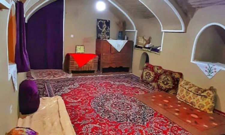 سرای مادری(صنوبر)