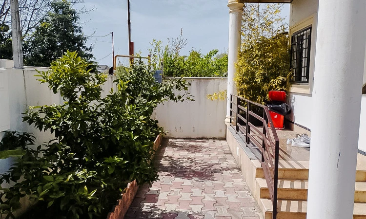 اجاره ویلا استخردار سفید نوشهر
