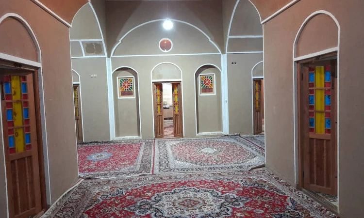 حاج عباسعلی (اتاق پنج)