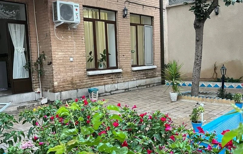 اقامتگاه خانه پدری 1 کرمانشاه ( واحد دوخوابه ارکیده )