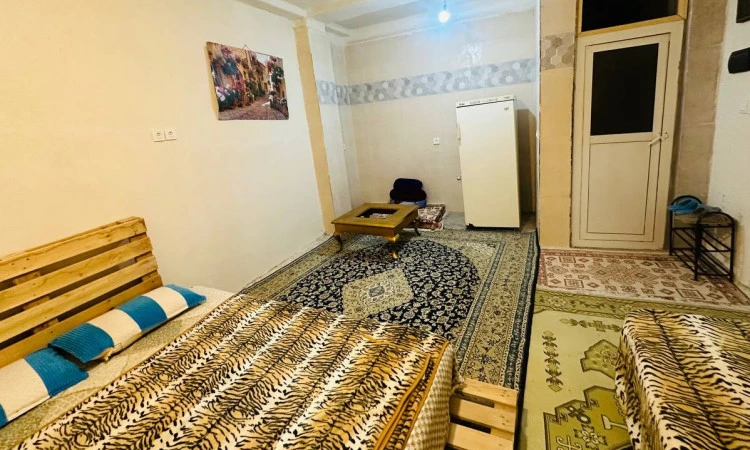 بوم گردی قلعه افرینش هرمز ( اتاق سبز )