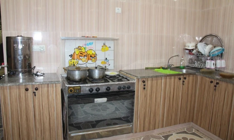 بومگردی آفتاب چاهکوه قشم ( اتاق4 نفره )