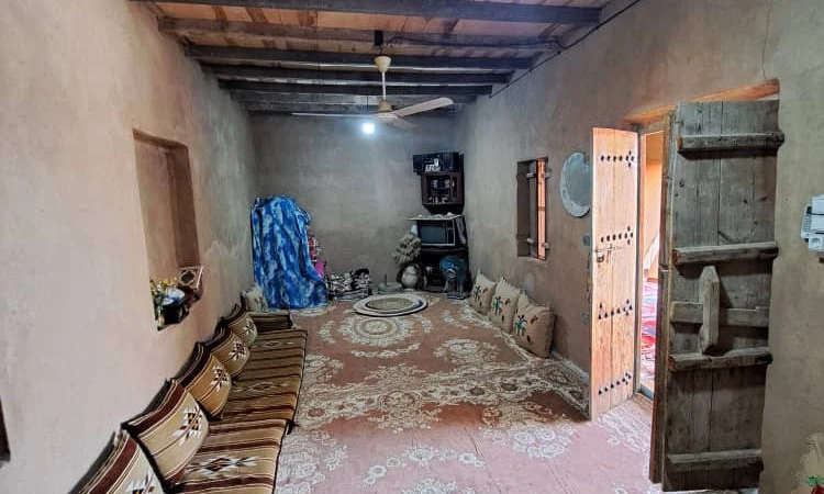 اقامتگاه عیدروس بندرکنگان ( اتاق 18 متری)