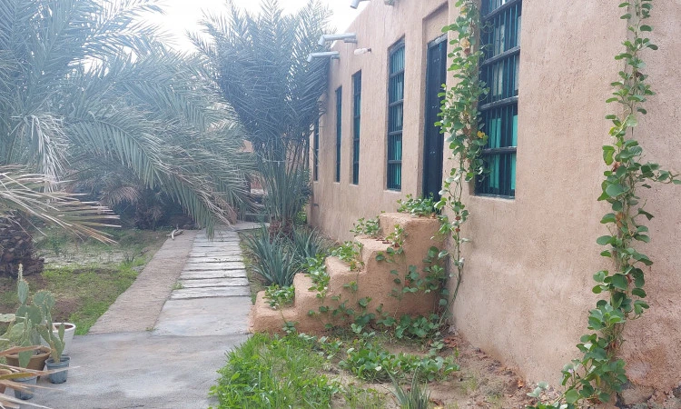 بوم گردی سلت خورموج (اتاق مجلسی)
