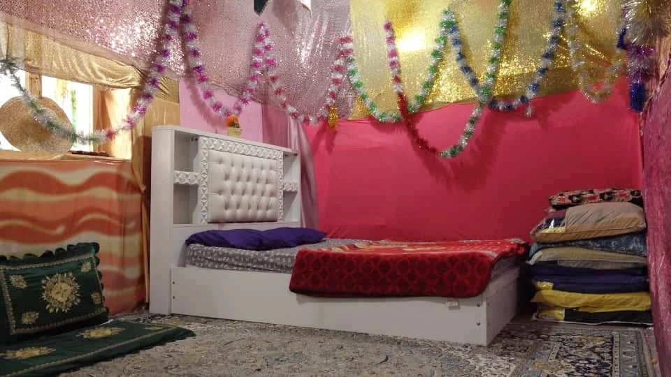 اقامتگاه خندغ هرمز ( اتاق الهه نمک حجله )