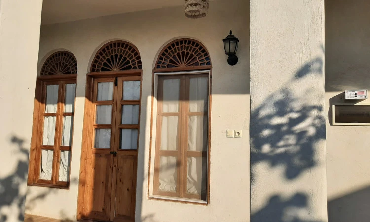 اقامتگاه دمیت بوشهر ( واحد طارونه)