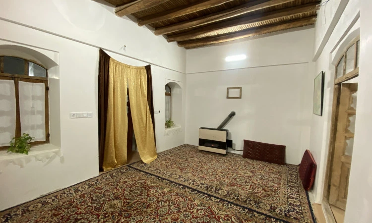 اقامتگاه سنتی عمارت ضیغمی سبزوار ( واحد پوران دخت )