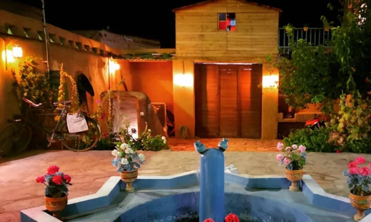 اقامتگاه جاده ابریشم نیشابور (سرای کدخدا خانجان)