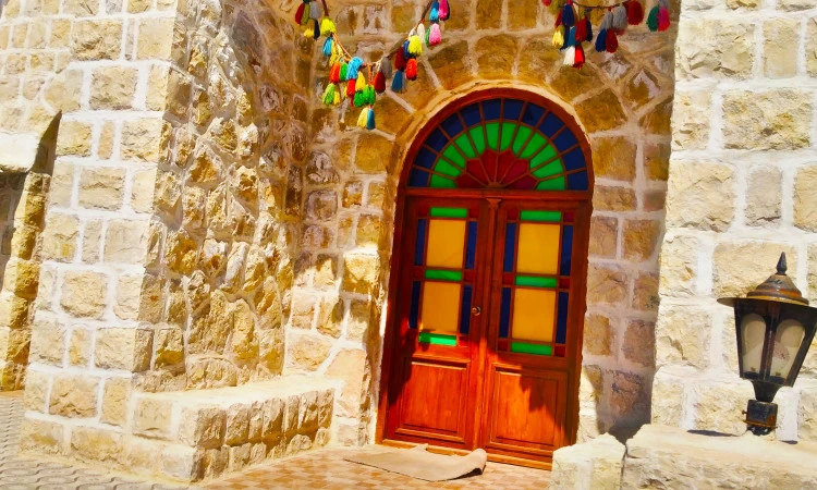 اقامتگاه ساحلی ارسطو بوشهر (اتاق 13سنگی)